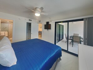 2 bedrooms, iron/ironing board, Internet, bed sheets