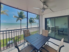 Outdoor dining - Seaside 207 | Gulf-Front, Modern Updates + Steps To The Sand (Fort Myers Beach)