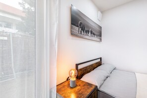 1 bedroom, WiFi, bed sheets, wheelchair access - Studio 'Ay Homes 01' with Wi-Fi (Augsburg)