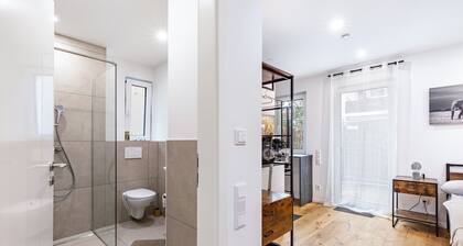 Studio „Ay Homes 01“ mit WLAN