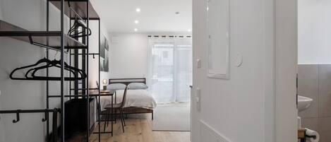 1 bedroom, WiFi, bed sheets, wheelchair access