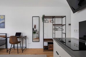 Interior - Apartment “Ay Homes 08” with Balcony and Wi-Fi (Augsburg)