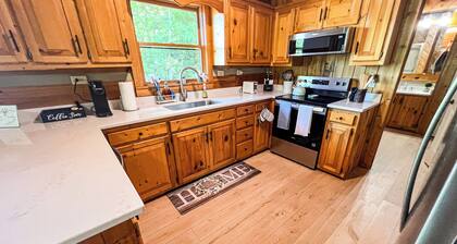 Book Your July Mountain Retreat Before It's Gone @Mount Jefferson Vistas