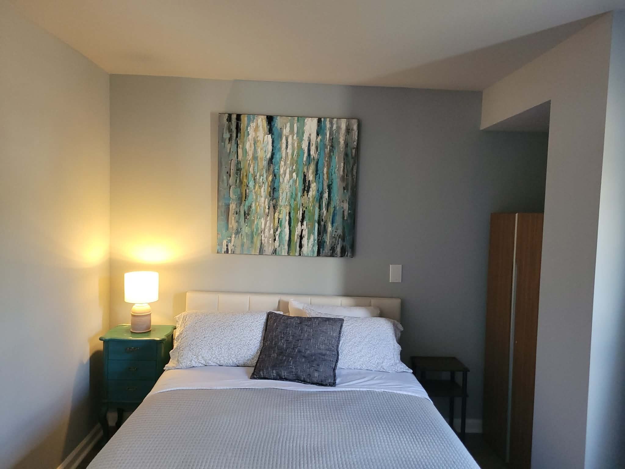 5 bedrooms, desk, iron/ironing board, free WiFi