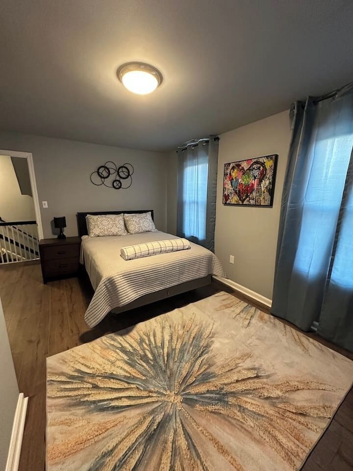 3 bedrooms, desk, iron/ironing board, free WiFi