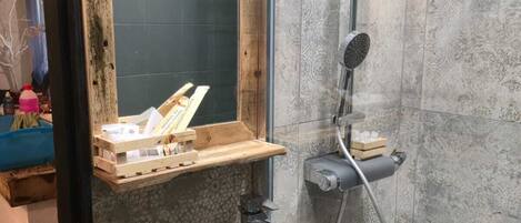 Shower, hair dryer, towels, soap