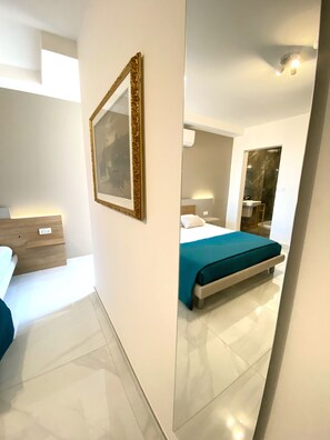 Iron/ironing board, free WiFi, bed sheets, wheelchair access