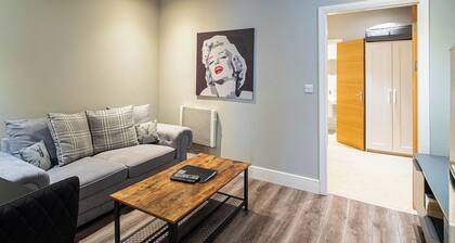 Contemporary Kelham 1-Bed Pet-Friendly Apartment