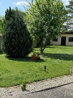 Property grounds -  ANNA - 3-bedroom house in enjoyable Marchegg with WiFi (Marchegg)