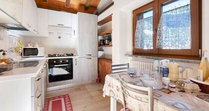 Chalet 'Maison Du Coeur - Bien-être' con vistas a la montaña, terraza privada y Wi-Fi