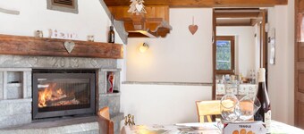 Chalet 'Maison Du Coeur - Bien-être' with Mountain View, Private Terrace and Wi-Fi