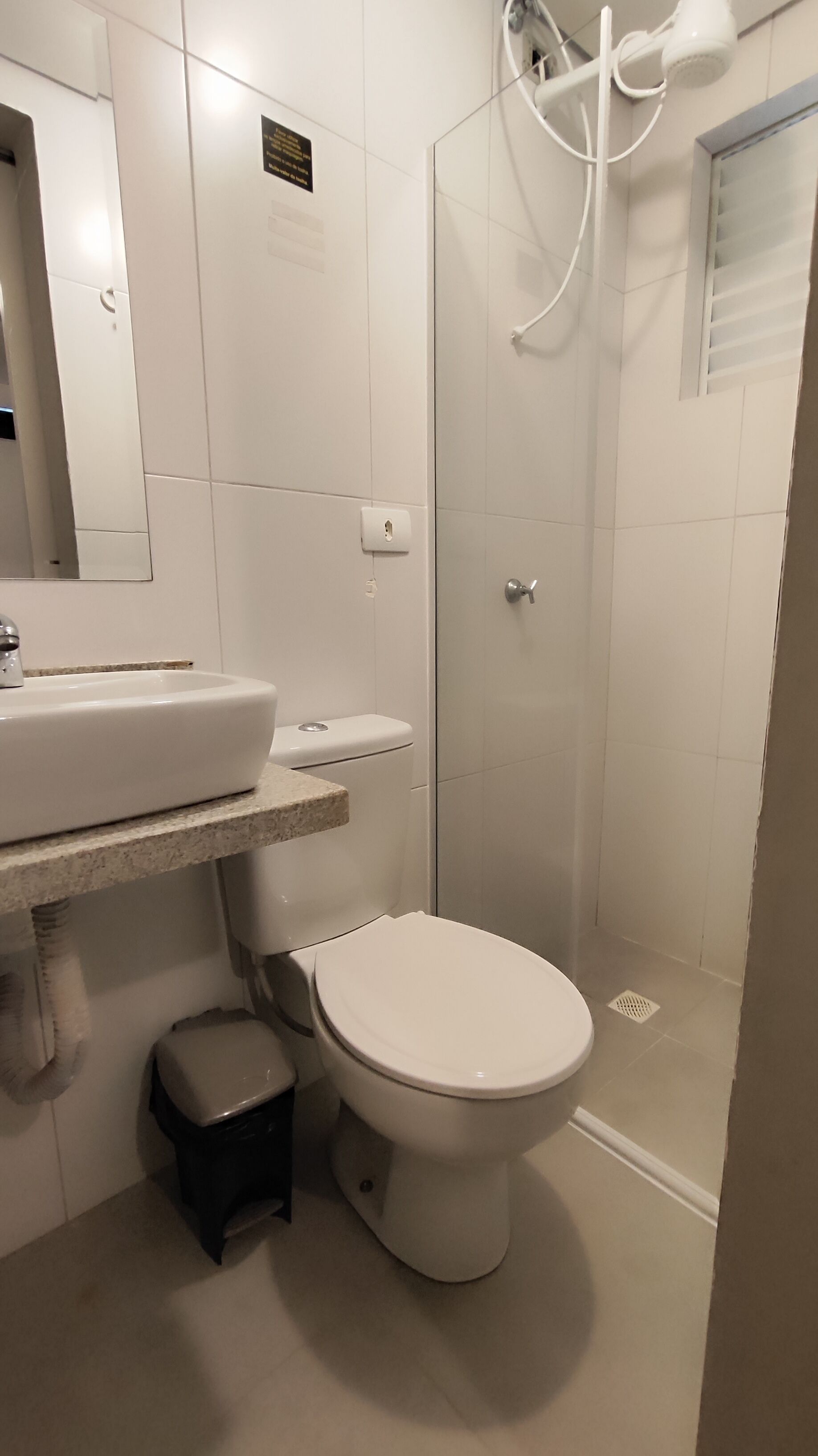 Family Quadruple Room | Bathroom | Shower, hair dryer, towels, soap