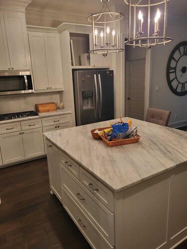 Peaceful & Spacious 4-bedroom Retreat