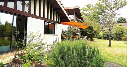 Jolie maison Landaise entre lac et océan