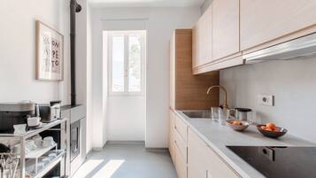 Apartment, Patio, Lake View | Premium bedding, down duvets, iron/ironing board, cots/infant beds