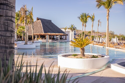 Luxurious Penthouse at Vistamar! Golf - Beachclub