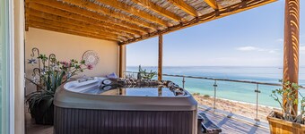 Luxurious Penthouse at Vistamar! Golf - Beachclub