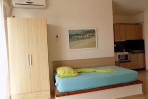 1 dormitori, wifi i roba de llit 