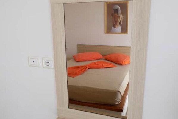 1 غرفة نوم وواي فاي وملاءات أسرّة