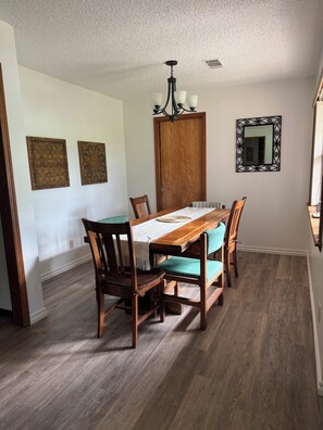 Dining - Ozark Foothills Country Home
Newly Remodeled (Lamar)