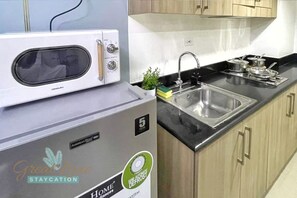 Microwave, oven, stovetop