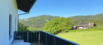 Holiday Apartment 'Berg Und See' with Lake View, Private Terrace and Wi-Fi