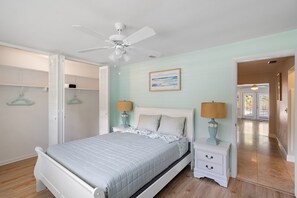 4 Schlafzimmer, Bügeleisen/Bügelbrett, kostenloses WLAN, Bettwäsche
