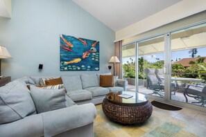 Televisión, reproductor de DVD, mesa de ping pong