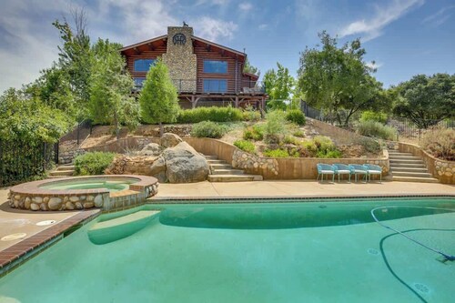 Japatul House w Pool & Spa 5 Star Google Reviews