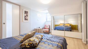 2 chambres, fer et planche à repasser, Wi-Fi, draps fournis