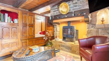 1 chambre, fer et planche Ă repasser, Wi-Fi, draps fournis