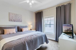 5 Schlafzimmer, Bügeleisen/Bügelbrett, Reisekinderbett, Internetzugang