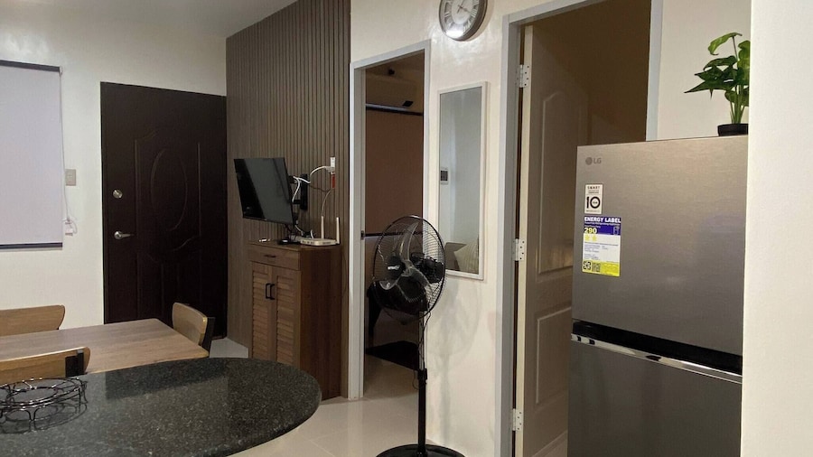 Peaceful 2BR Home in Gensan - AC, Wifi, Netflix, Patio & Free Parking