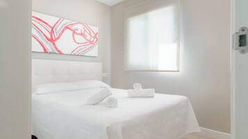 2 chambres, fer et planche Ă repasser, Wi-Fi, draps fournis