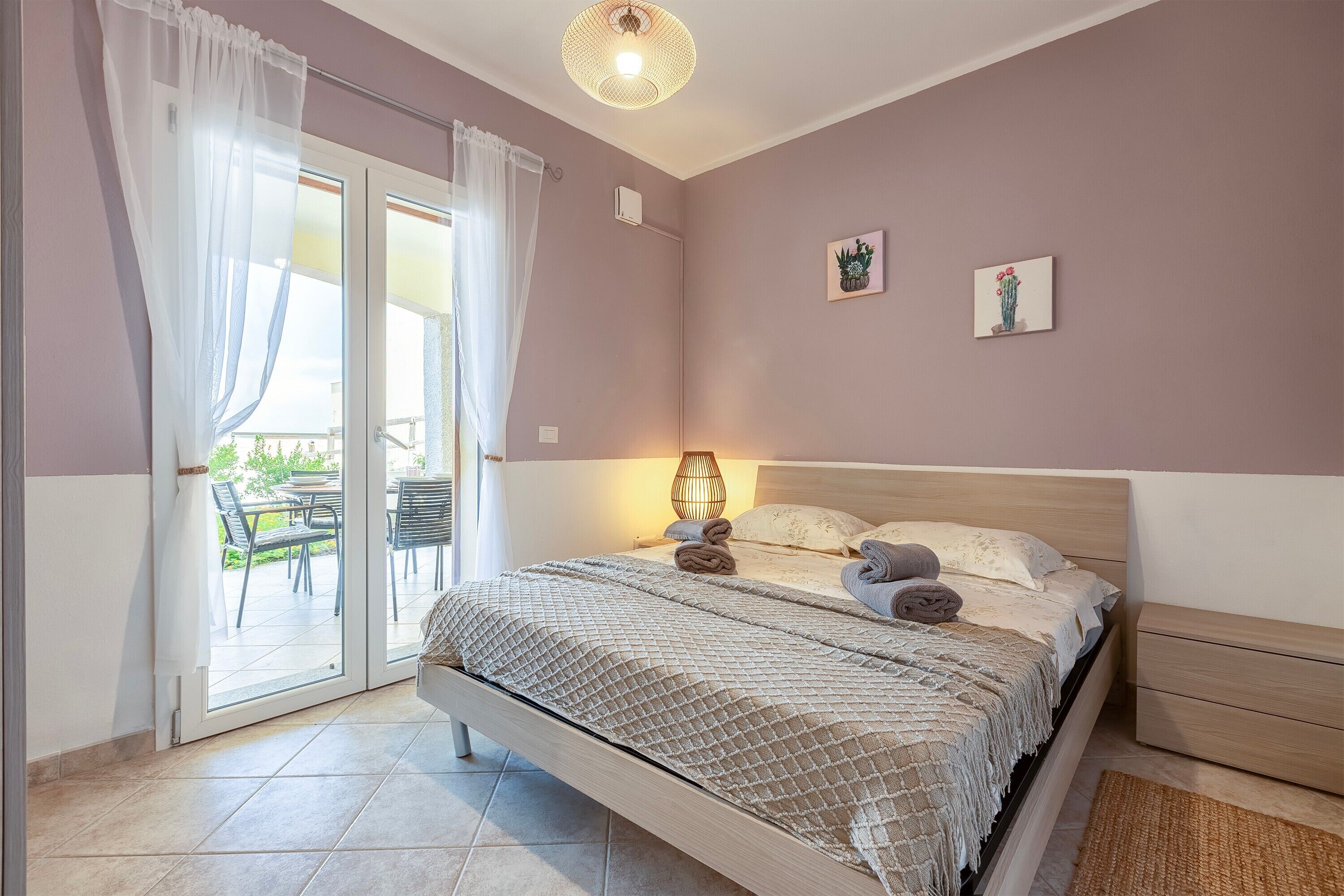 1 camera, ferro/asse da stiro, Wi-Fi, lenzuola