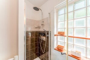 Dusche, Haartrockner