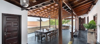 Holiday Home 'Fagundo 84' with Mountain View, Private Terrace and Wi-Fi