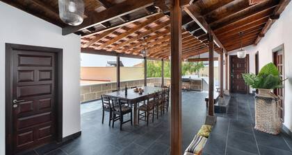 Ferienhaus 'Fagundo 84' mit Bergblick, privater Terrasse und Wi-Fi