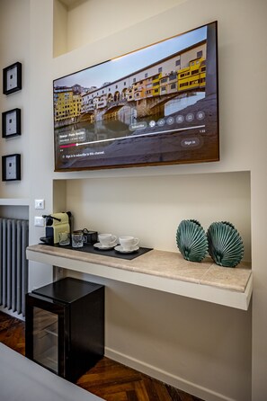 3 bedrooms, in-room safe, iron/ironing board, free WiFi - Residenza d'epoca Pontevecchio (Florence)