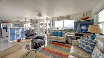 Televisor, llar de foc i llibres