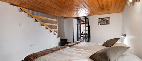 3 chambres, fer et planche Ă repasser, Wi-Fi, literie fournie