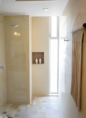 Haartrockner, Handtücher