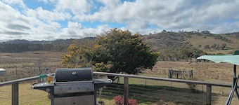 Willow Downs, Rustic Farm Stay