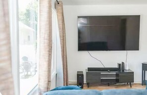 TV connectée, cheminée