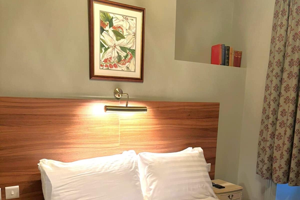 Lower Ground Deluxe Double Room | Egyptian cotton sheets, premium bedding, memory foam beds, free WiFi