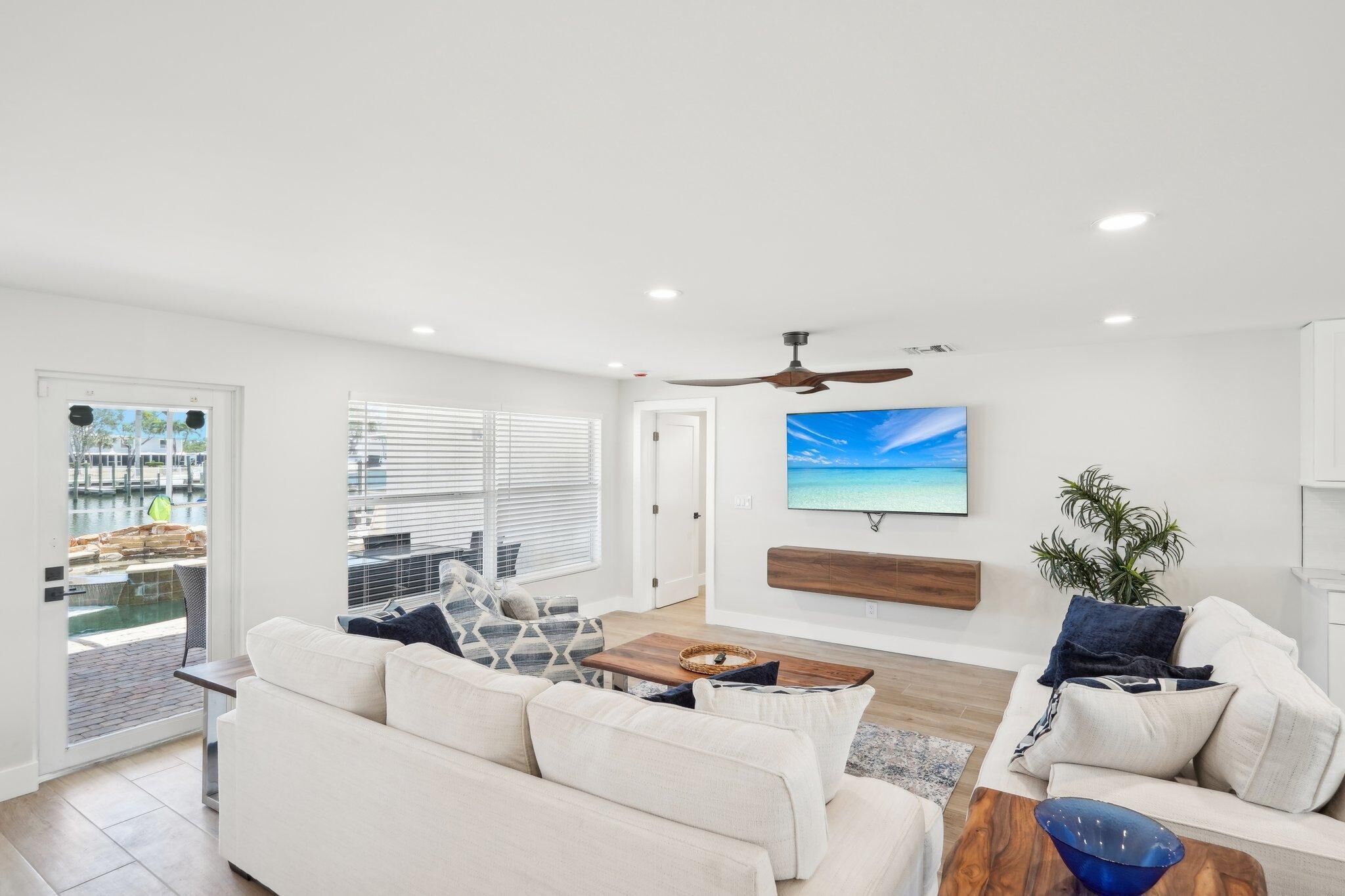 House, Multiple Beds (Tranquility Waters) | Living area