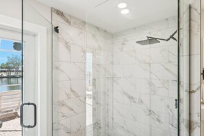 House, Multiple Beds (Tranquility Waters) | Bathroom - Tranquility Waters (Fort Myers Beach)