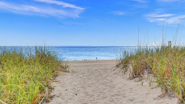 Strand