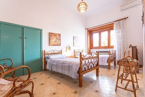 7 habitaciones, wifi gratis y ropa de cama 