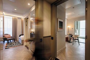 Literie hypoallergénique, coffres-forts dans les chambres